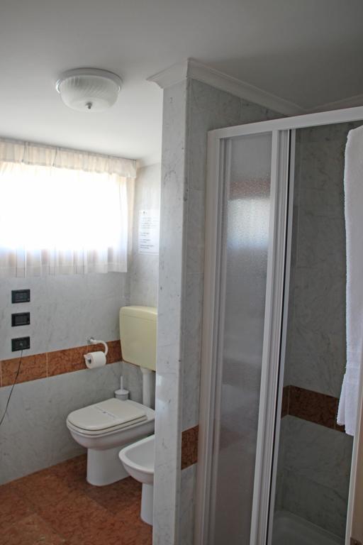 Park Hotel Villa Leon D'Oro Noventa di Piave Ngoại thất bức ảnh